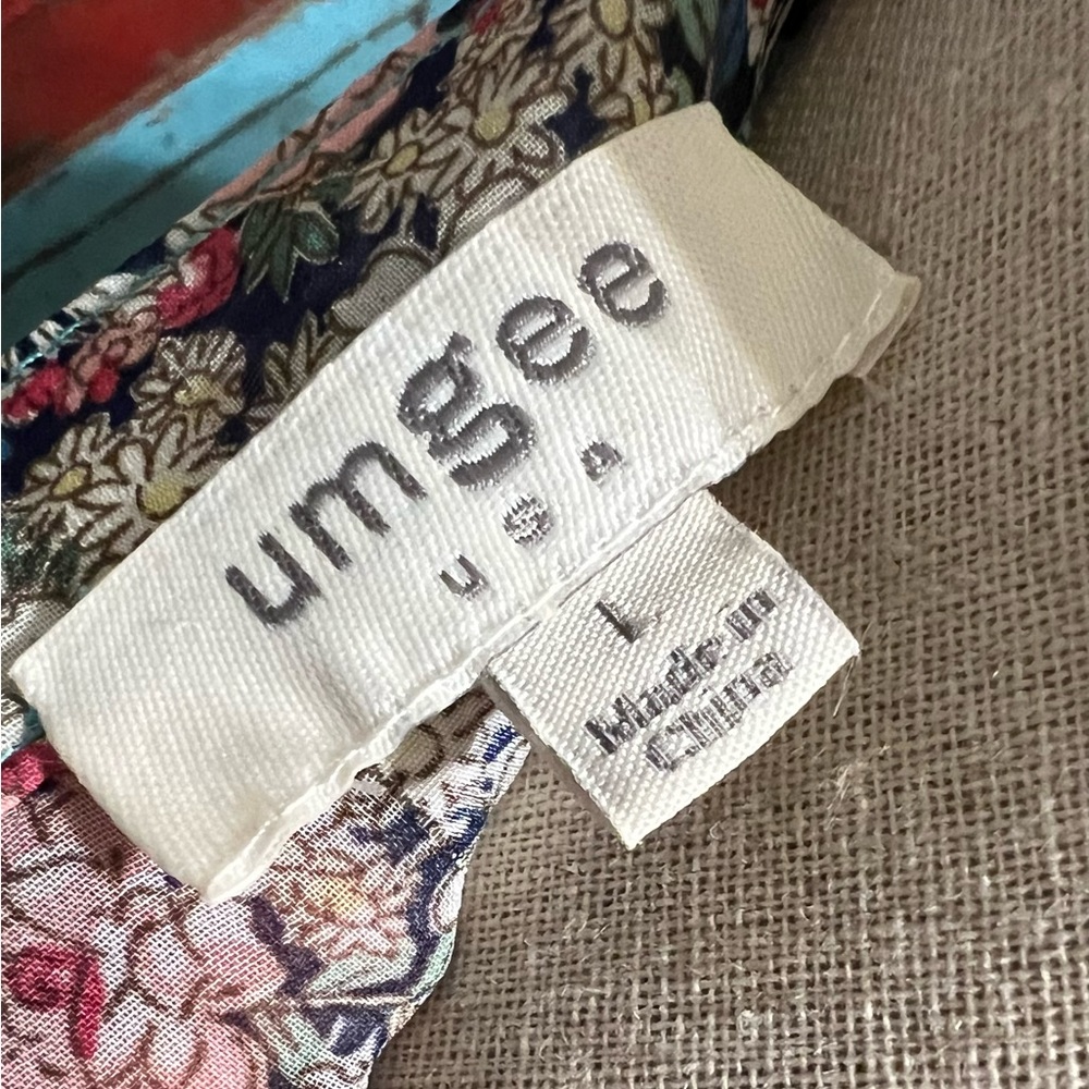 UMgEE (L) Teal-ish green/multi color Top - Picture 5 of 5